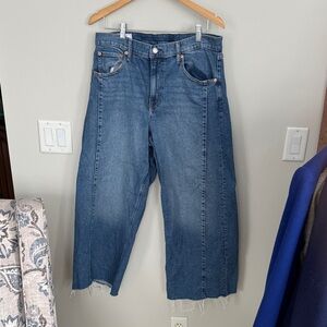 GAP High Rise Stride Ankle Jeans in Classic Blue